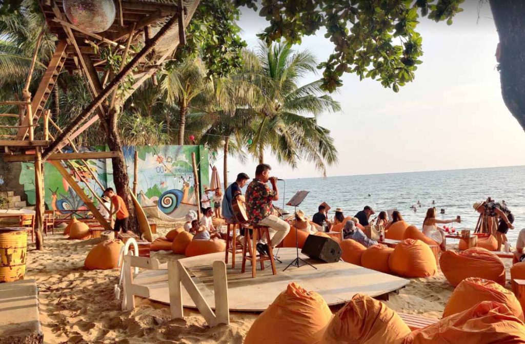 OCSEN Beach Bar Phú Quốc