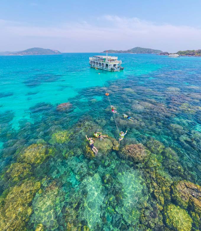 Khám phá Phú Quốc <i class="rhicon rhi-arrow-circle-right floatright"></i>