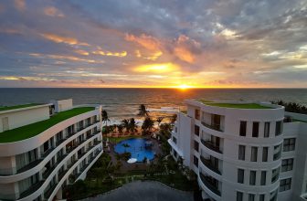 Ngắm hoàng hôn từ Sunset Beach Phú Quốc